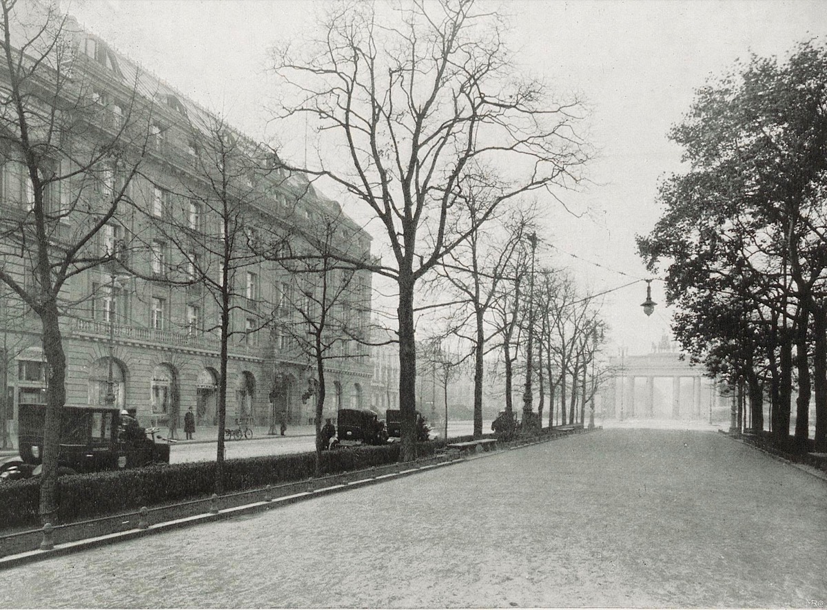 Das Hotel Adlon am Pariser Platz