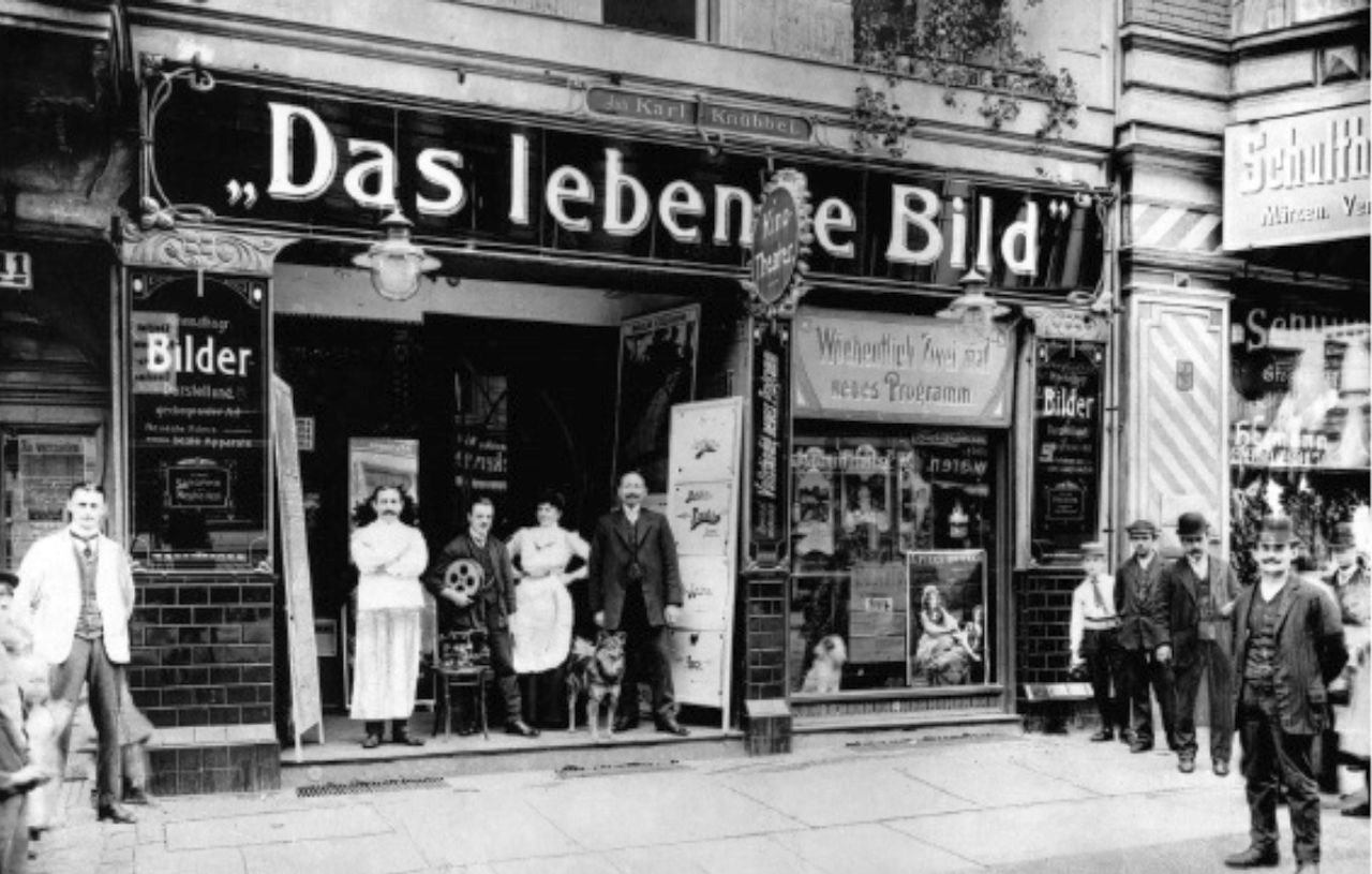 Das Kinotheater „Das lebende Bild" in Berlin
