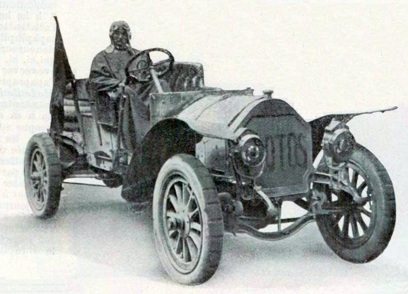 Der Protos-Wagen bei der Ankunft in Paris