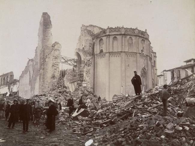 Ruinen in Messina nach dem Erdbeben