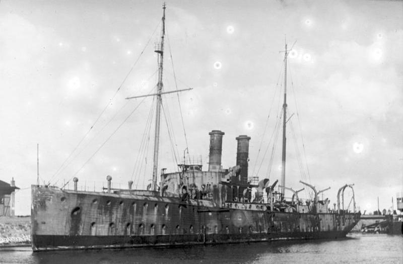 Das Kanonenboot SMS Panther auf dem Schiffsfriedhof Kiel