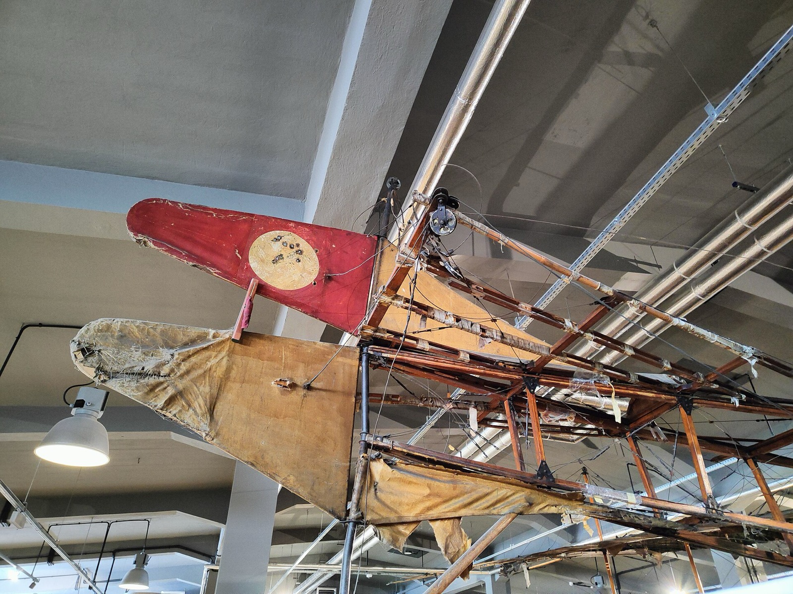 Nachbau eines Etrich-Taube-Flugzeugs