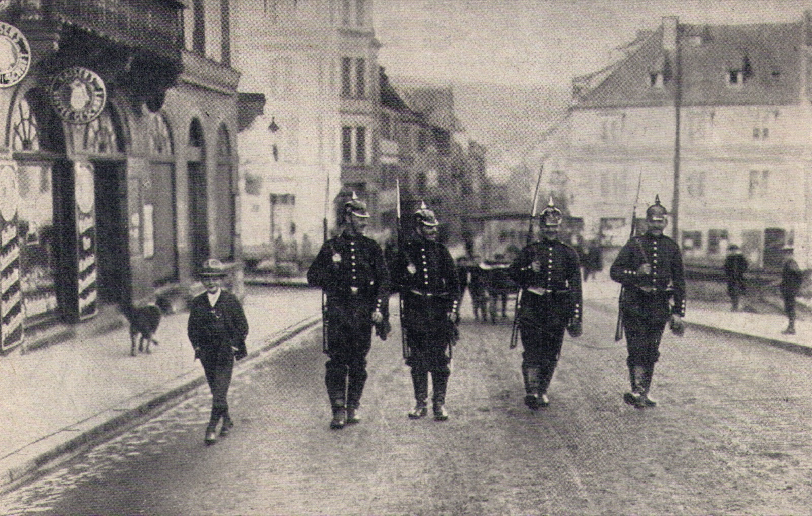 Militärpatrouille in Zabern während der Affäre