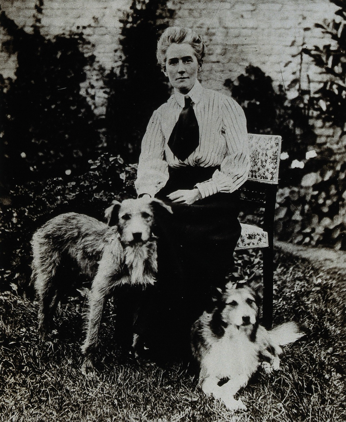 Porträtfoto Edith Cavell