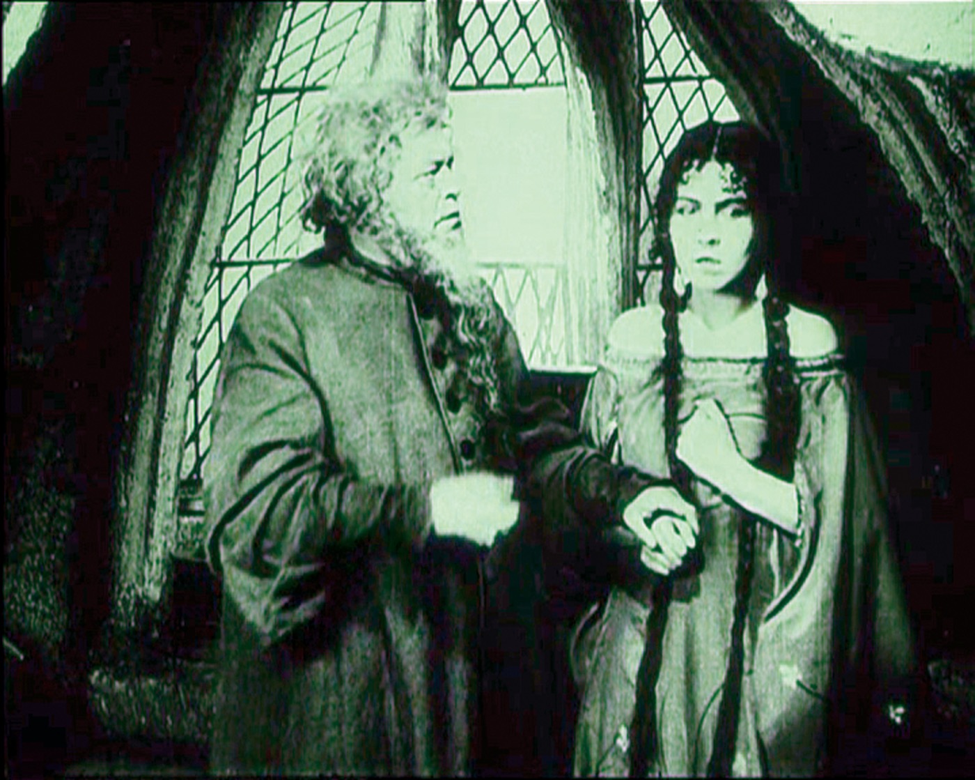 Filmstandbild aus „Der Golem", Paul Wegener als Golem