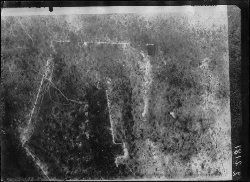 Luftaufnahme von Fort Douaumont nach den Kämpfen, Mai 1916