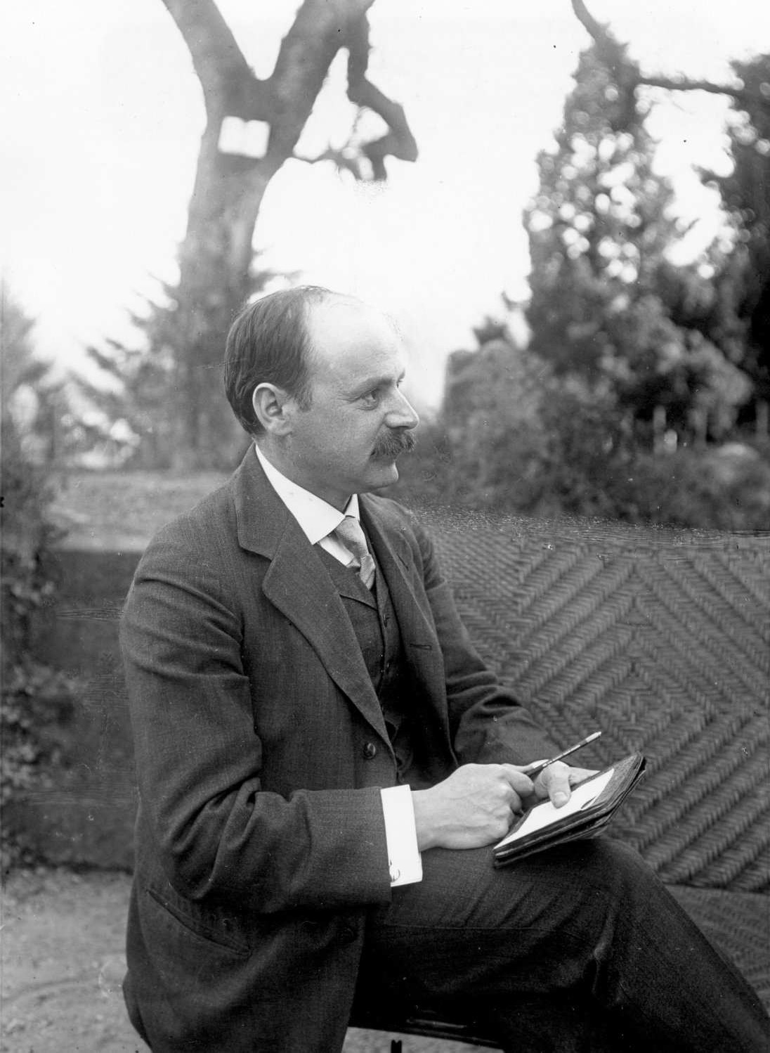 Porträtfoto Karl Schwarzschild