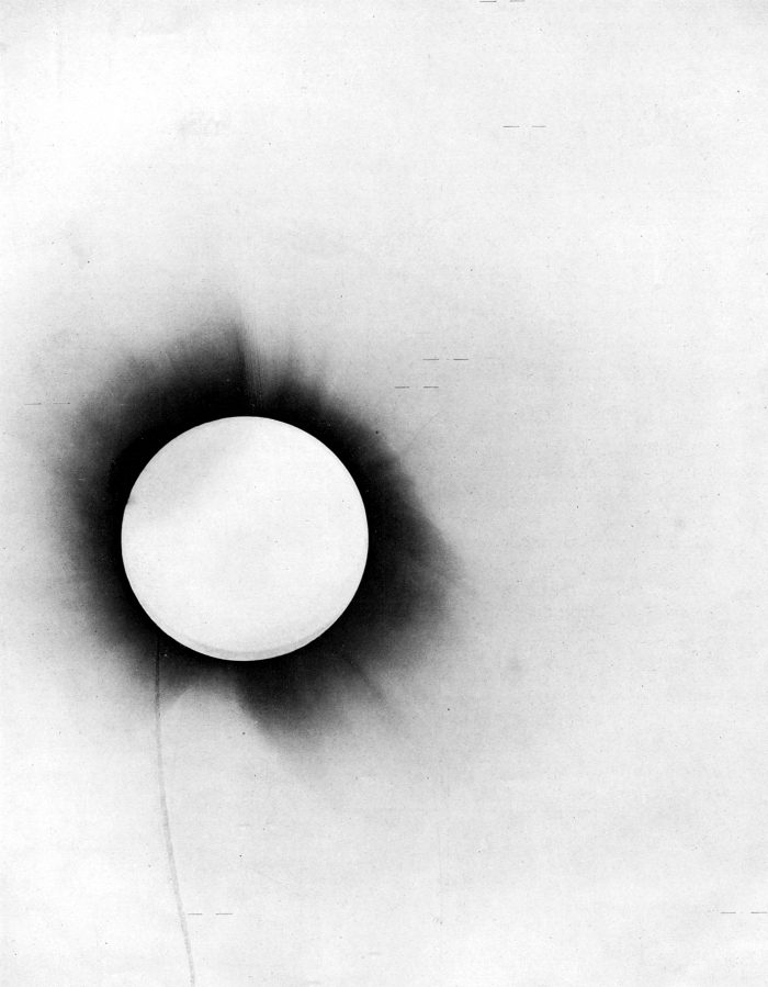 Eddingtons Fotografie der Sonnenfinsternis von 1919