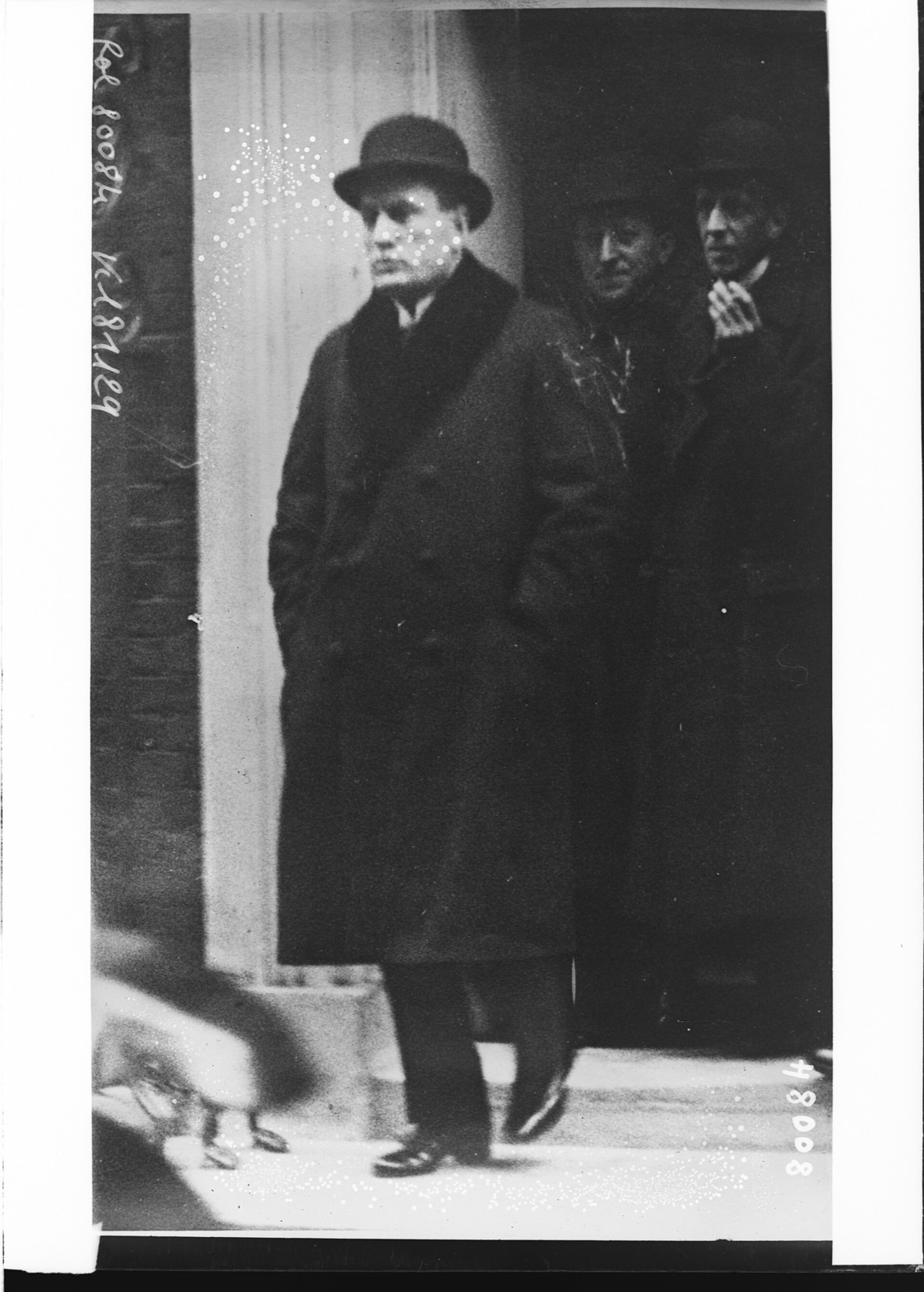Mussolini verlässt Downing Street