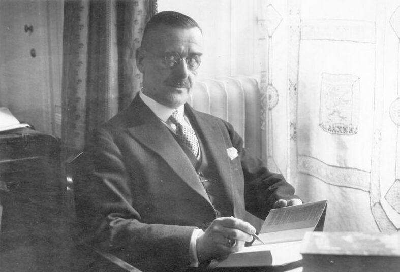 Der Schriftsteller Thomas Mann, dem 1929 der Literaturnobelpreis zuerkannt wird