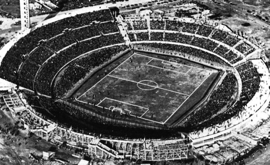 Das eigens für das Turnier errichtete Estadio Centenario in Montevideo, 1930