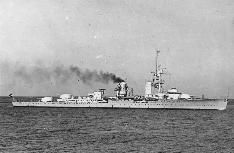 Kreuzer „Karlsruhe“ im Kaiser-Wilhelm-Kanal