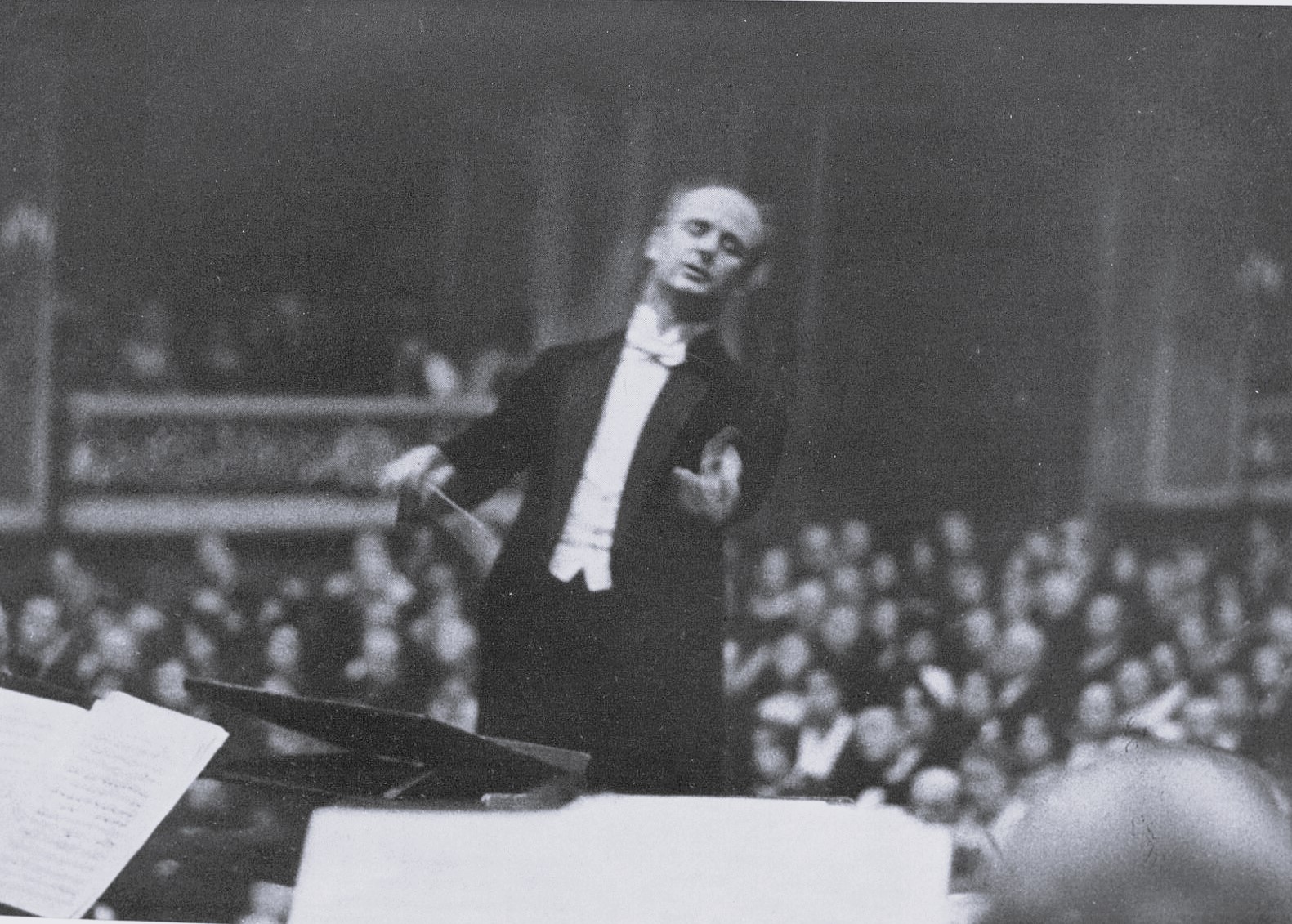 Wilhelm Furtwängler, Chefdirigent der Berliner Philharmoniker, in Berlin (Aufnahme vor 1931)