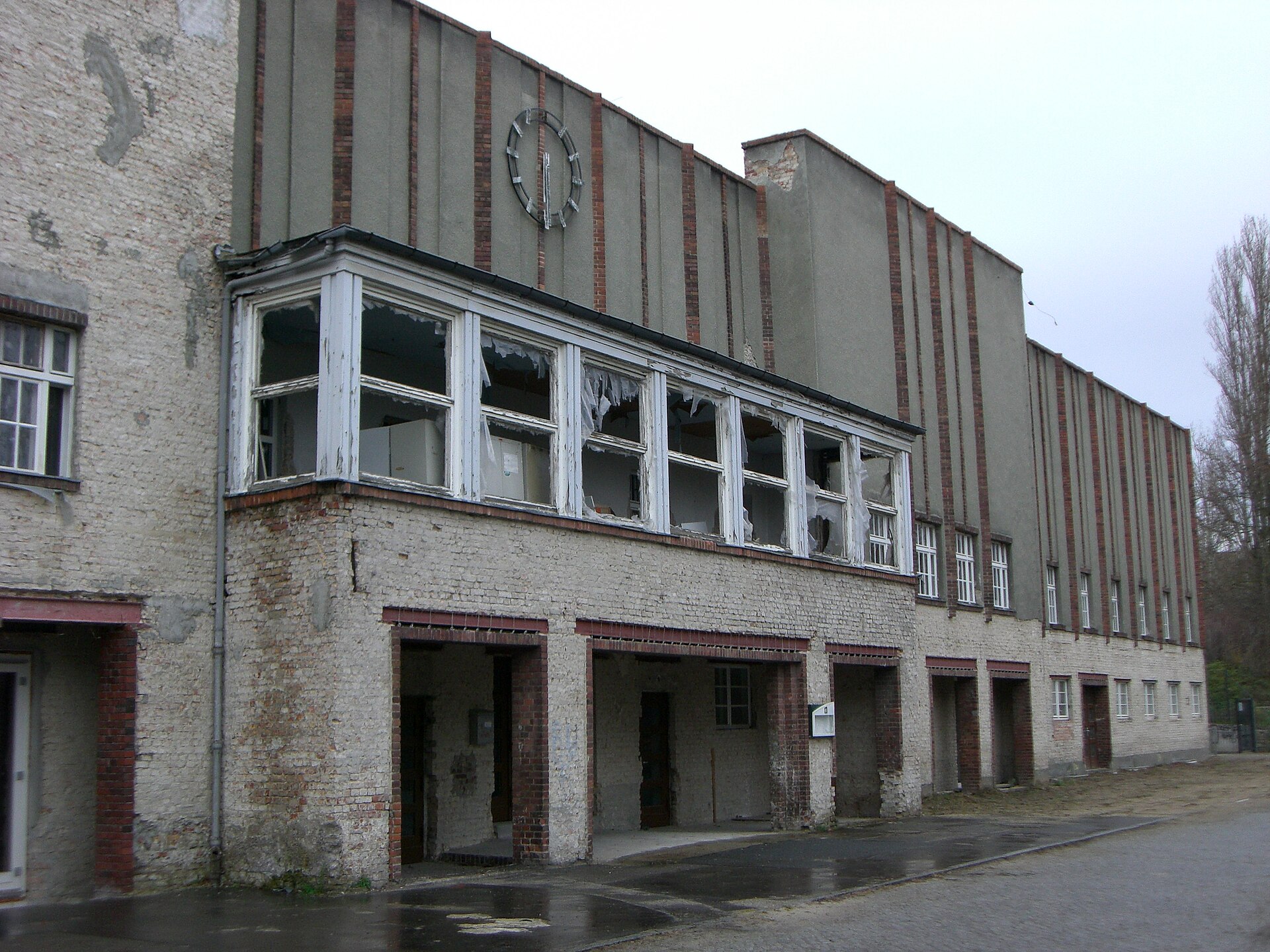 Das Berliner Poststadion, Schauplatz des Endspiels um die Deutsche Fußballmeisterschaft 1934 (heutige Ansicht)