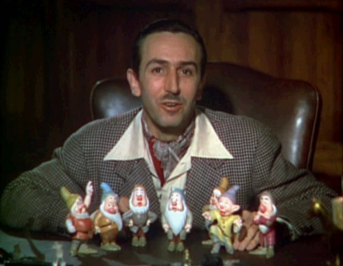 Walt Disney stellt die sieben Zwerge im Kinotrailer von 1937 vor