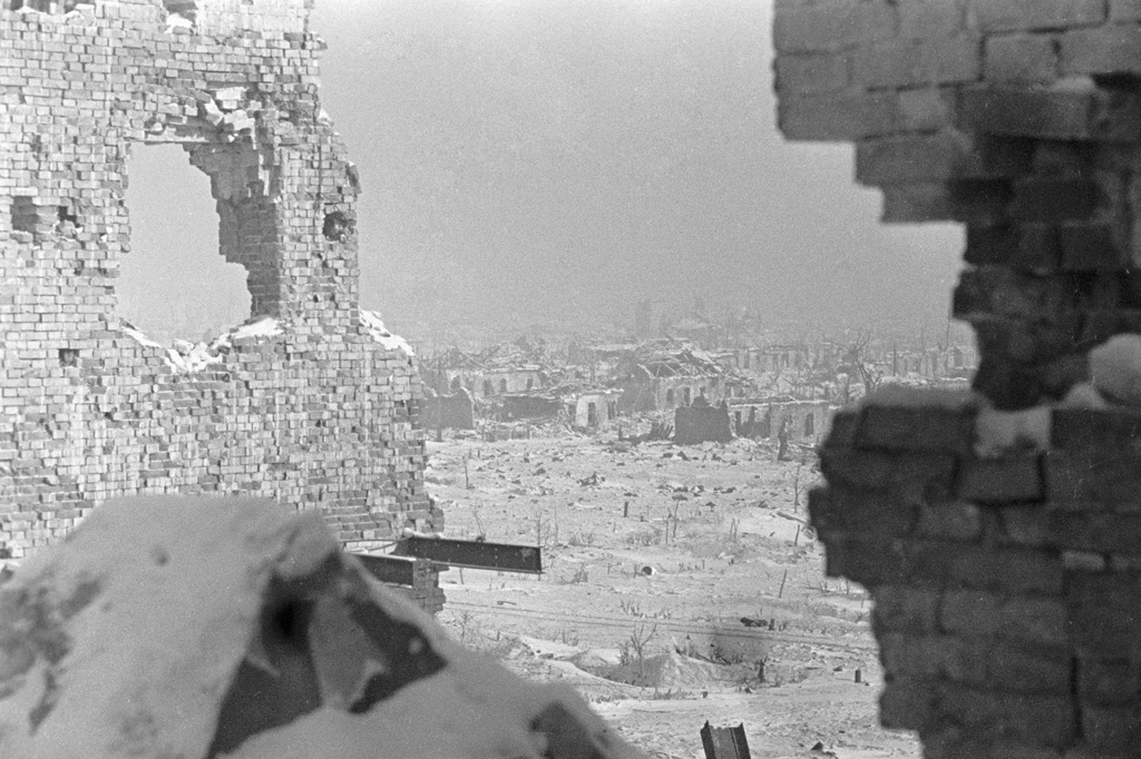 Die zerstörte Stadt Stalingrad, 1942