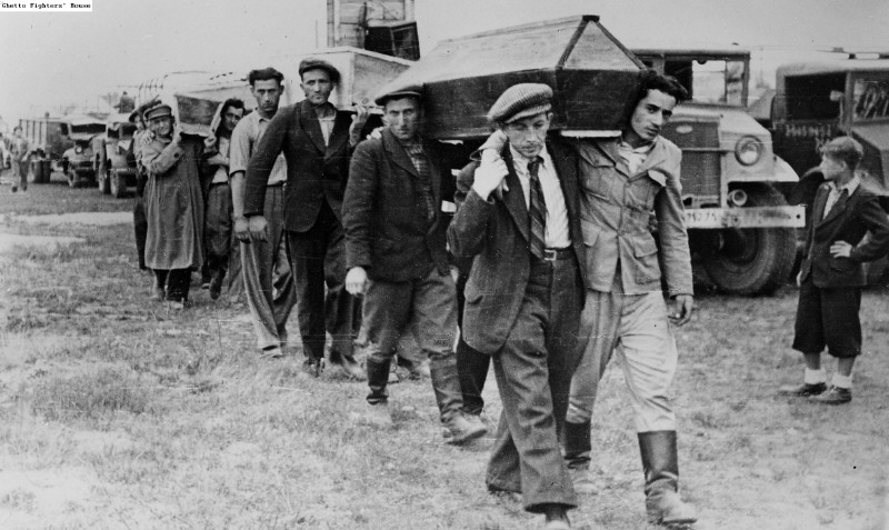Beerdigung der Opfer des Pogroms von Kielce, Juli 1946