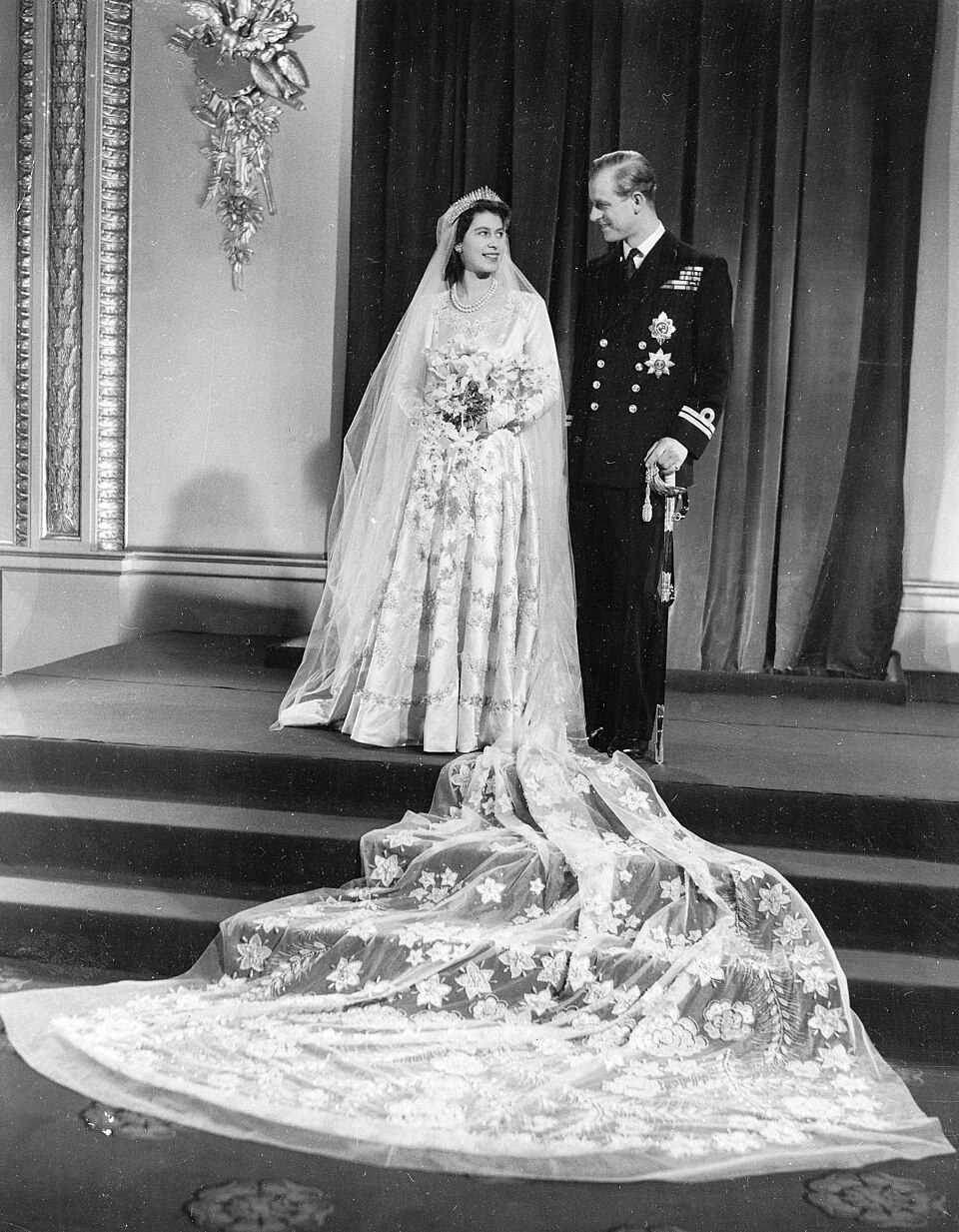 Hochzeitsporträt von Prinzessin Elizabeth und Philip Mountbatten, 1947