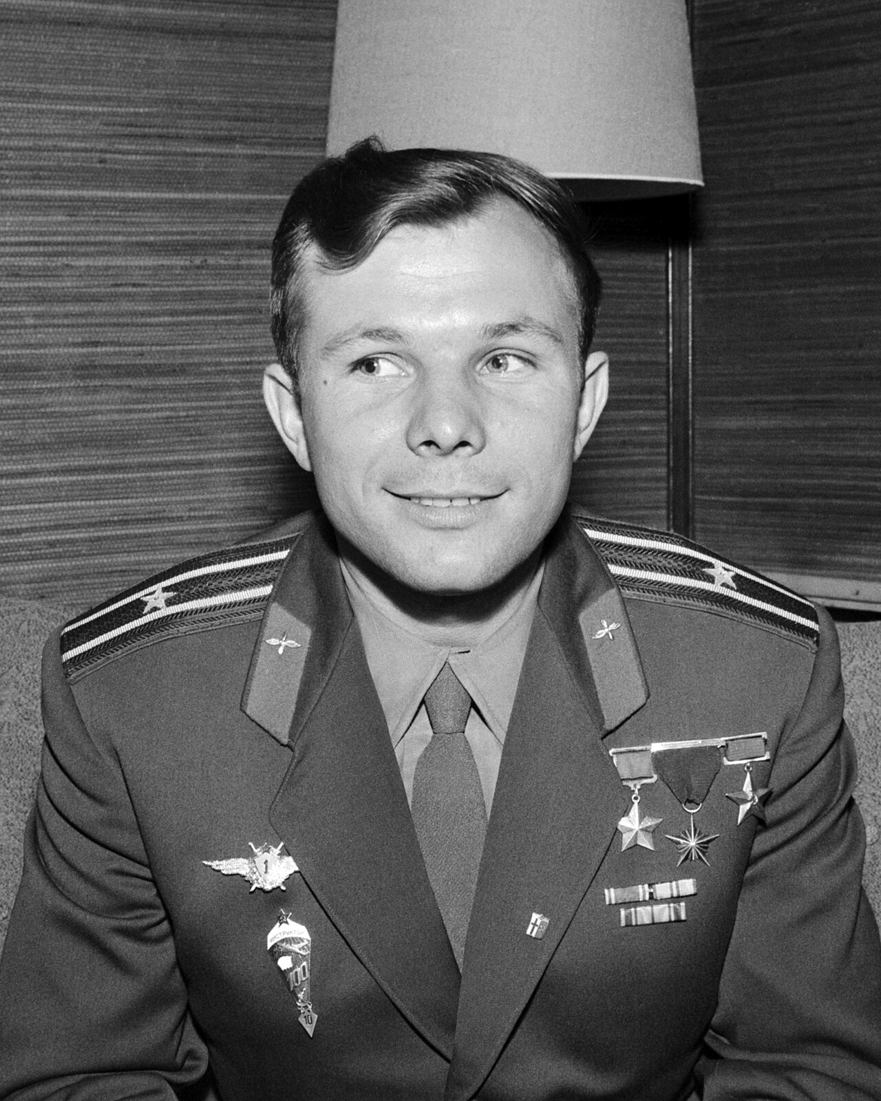 Juri Gagarin, der 1961 als erster Mensch die Erde umkreist