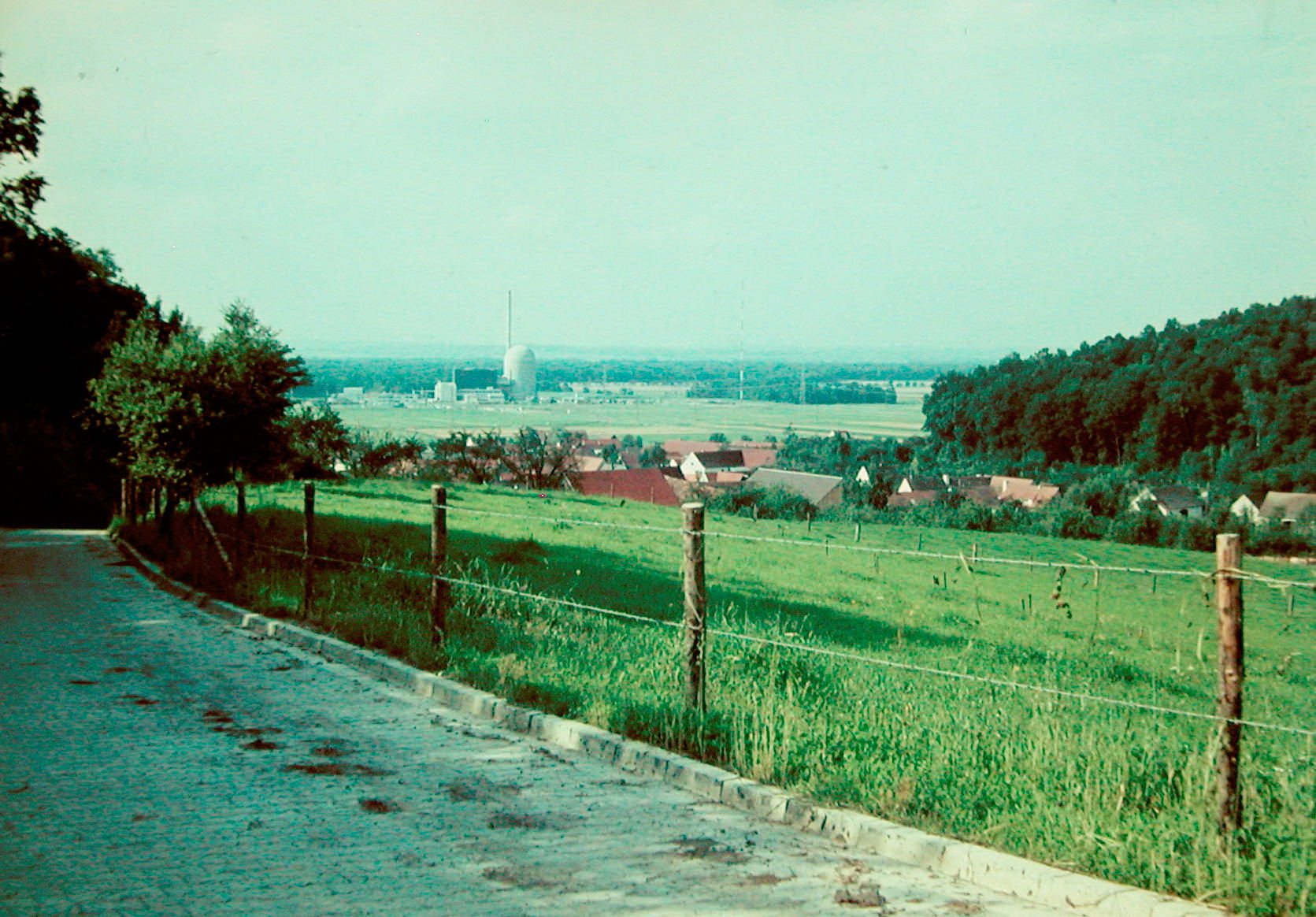Das Kernkraftwerk Gundremmingen an der Donau