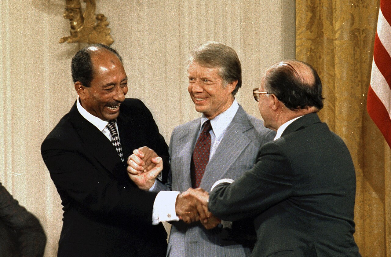 Sadat, Carter und Begin unterzeichnen das Camp-David-Abkommen, 1978