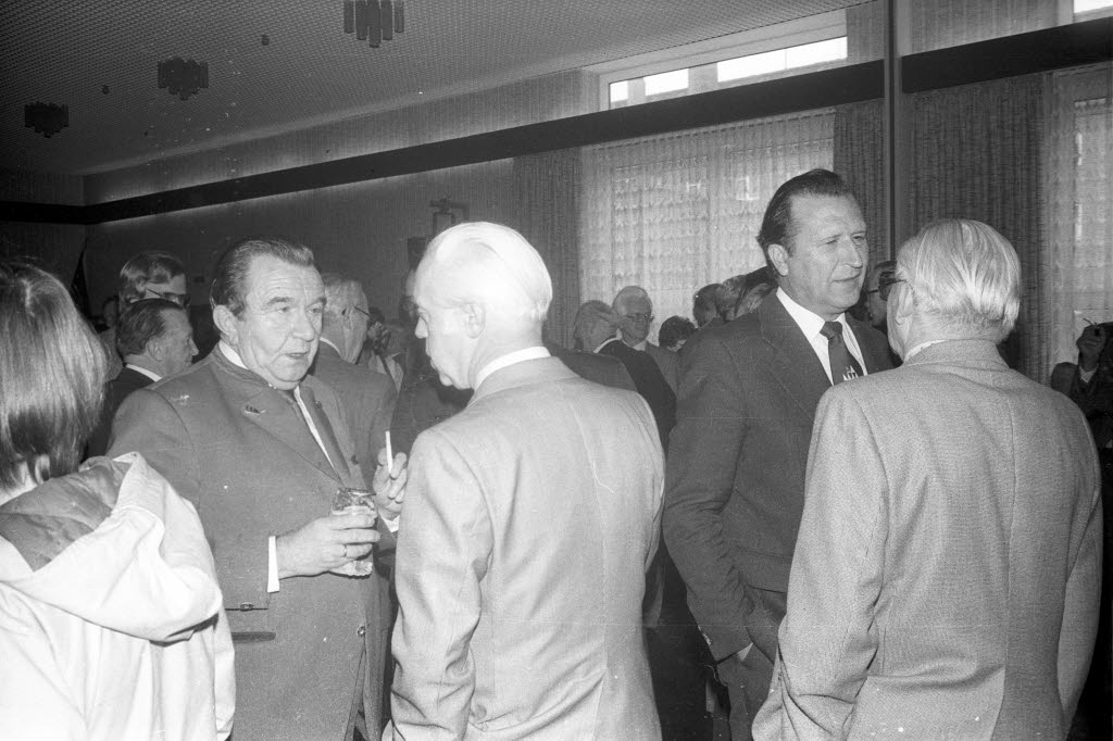 Gäste bei der Wiedereröffnung im Legiensaal des Gewerkschaftshauses am 1. Mai 1979