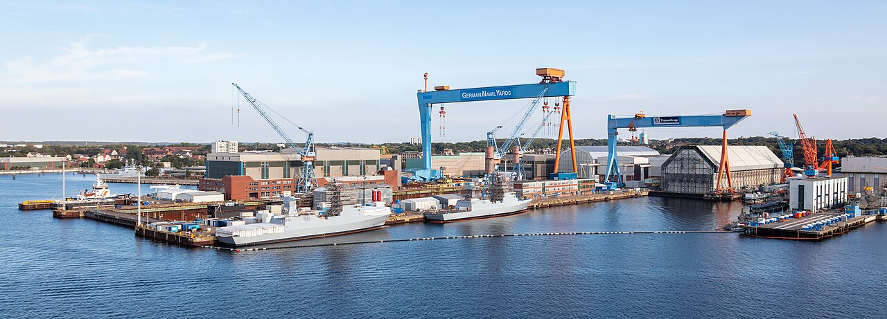 Der Kieler Hafen — die Werft HDW im Umbruch