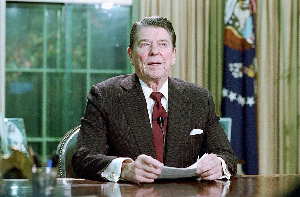 Reagan bei seiner Fernsehansprache zur Iran-Contra-Affäre, 13. November 1986
