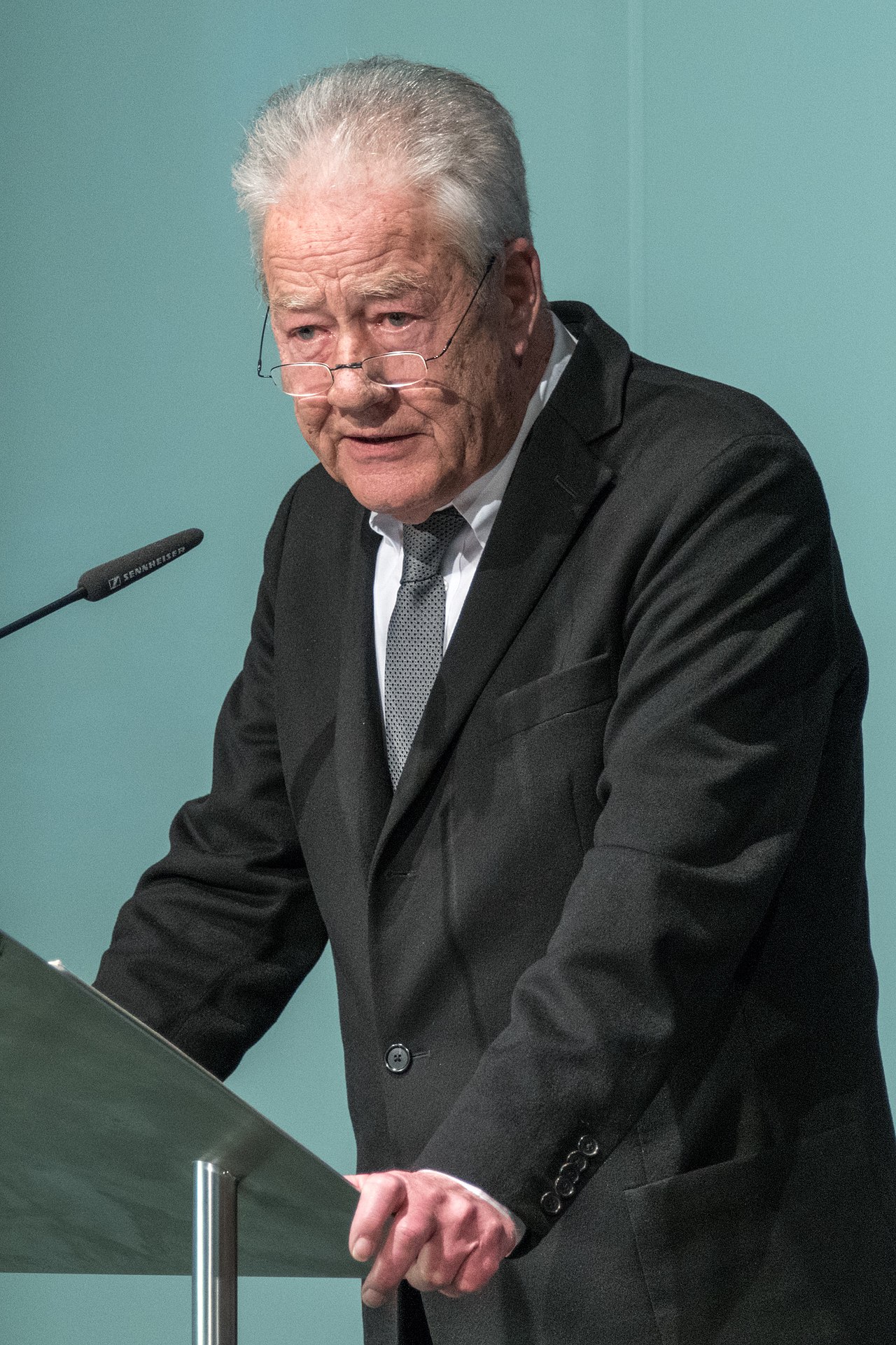 Björn Engholm, 1988 Ministerpräsident von Schleswig-Holstein