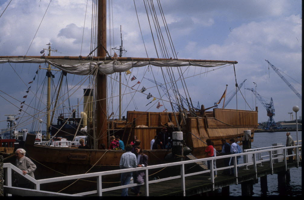 Koggen-Nachbildung im Kieler Museumshafen