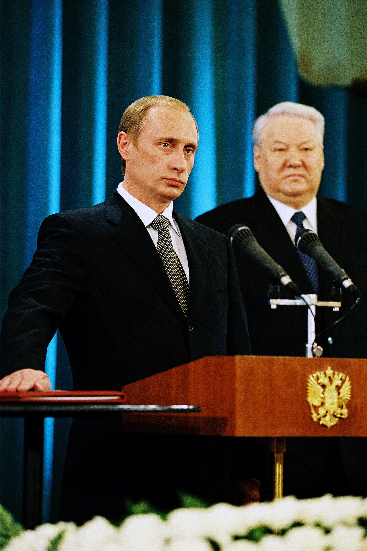 Wladimir Putin, 2000 zum russischen Präsidenten gewählt