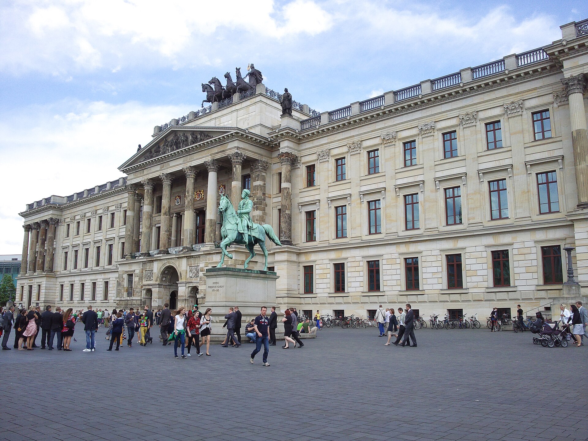 Das wiedererrichtete Braunschweiger Residenzschloss am Bohlweg
