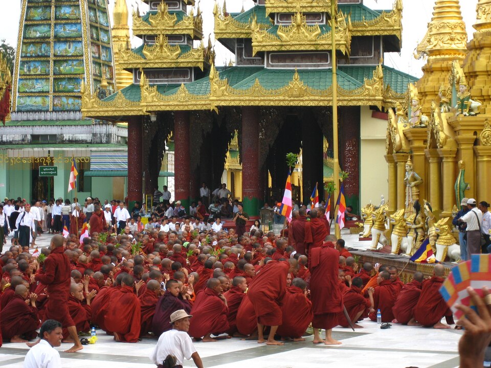 Buddhistische Mönche bei den Protesten in Birma, September 2007