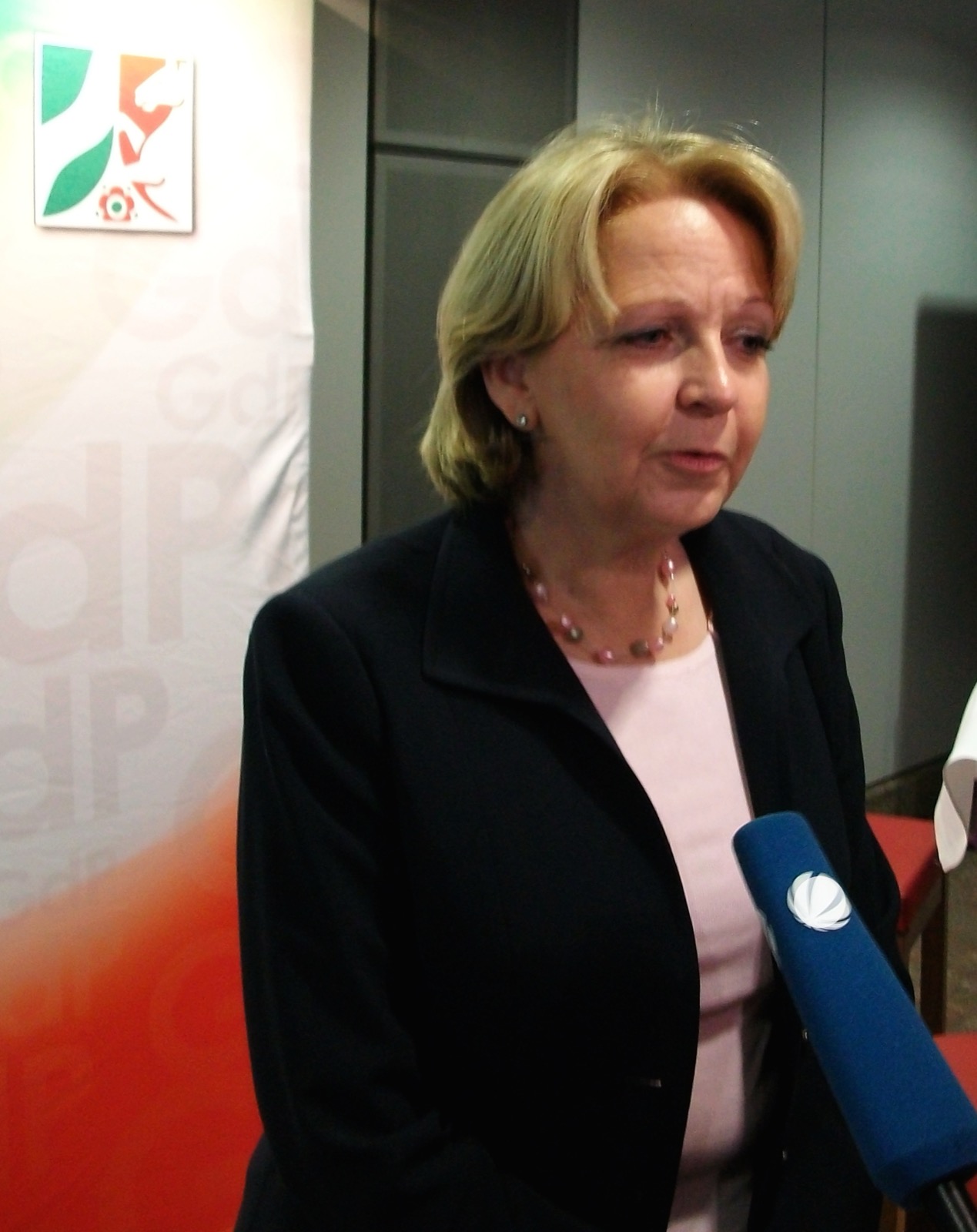 Hannelore Kraft im nordrhein-westfälischen Landtagswahlkampf, April 2010