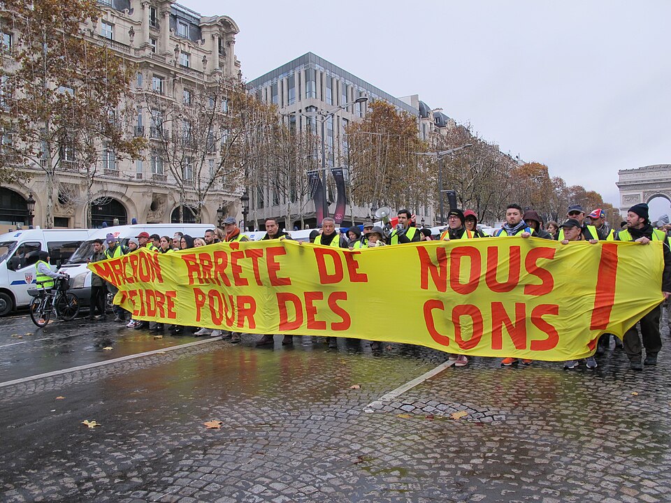 Demonstranten der Gelbwesten-Bewegung in Paris