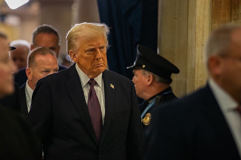 Donald Trump auf dem Weg zur Amtseinführung in der Kapitol-Rotunde